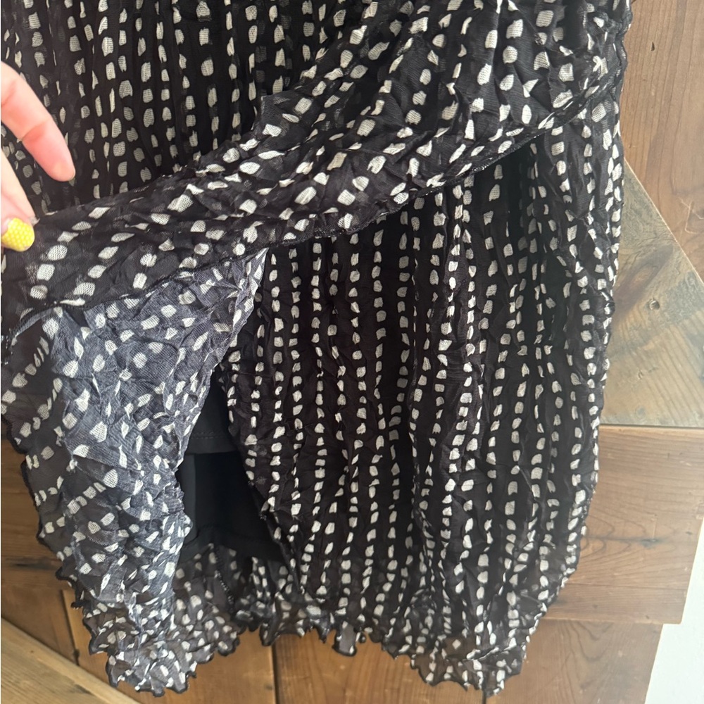 Artful Home Lisa Bayne Black and White Striped Long Sleeve Dress - Picture 5 of 8